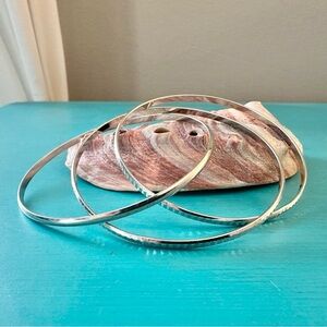 Silver Interlocking Bangle Bracelet Set of 3